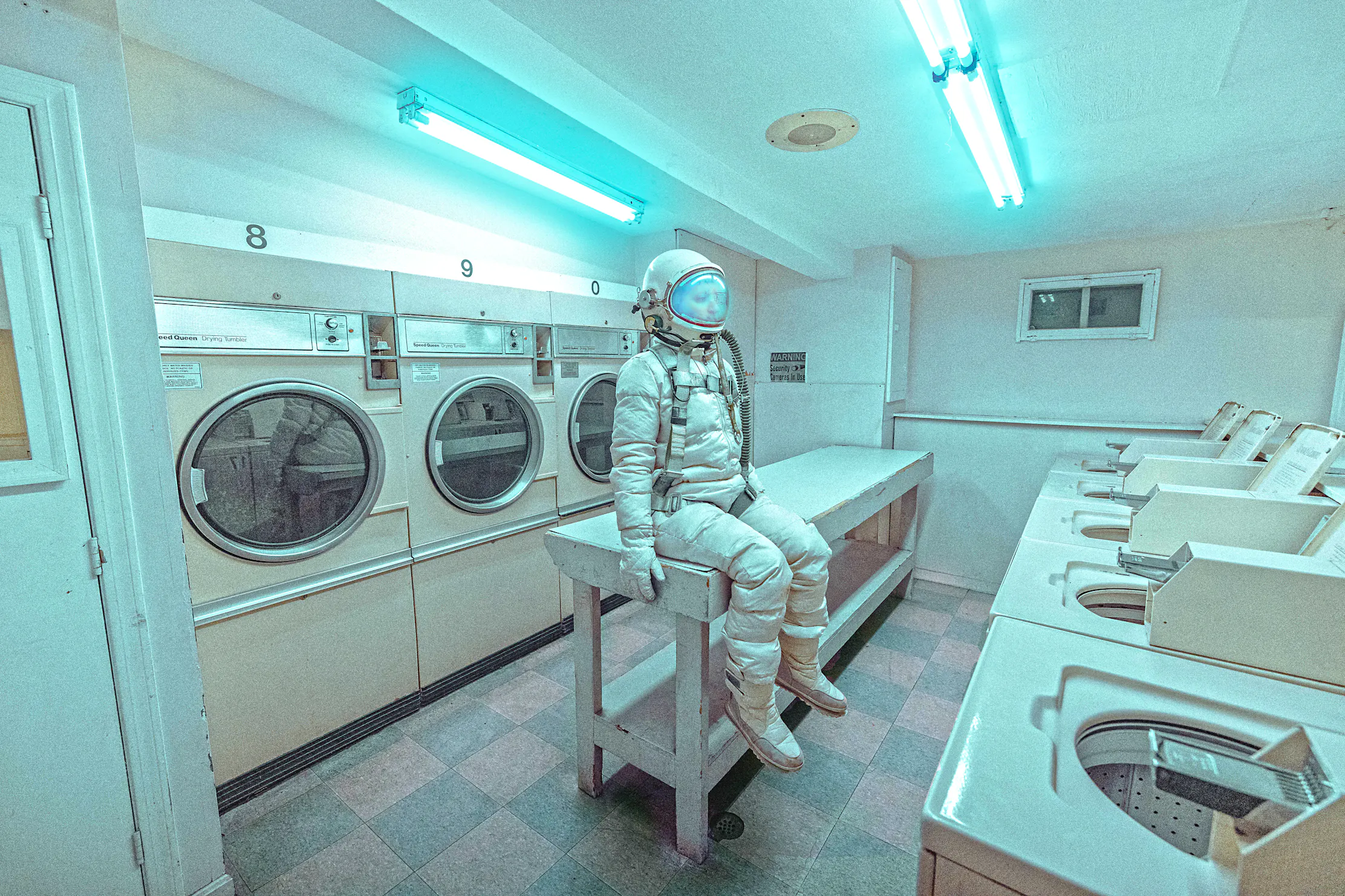 12:30am : Laundromat